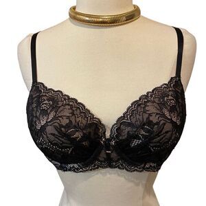 Victoria’s Secret Fabulous Black Lace Bra 32D